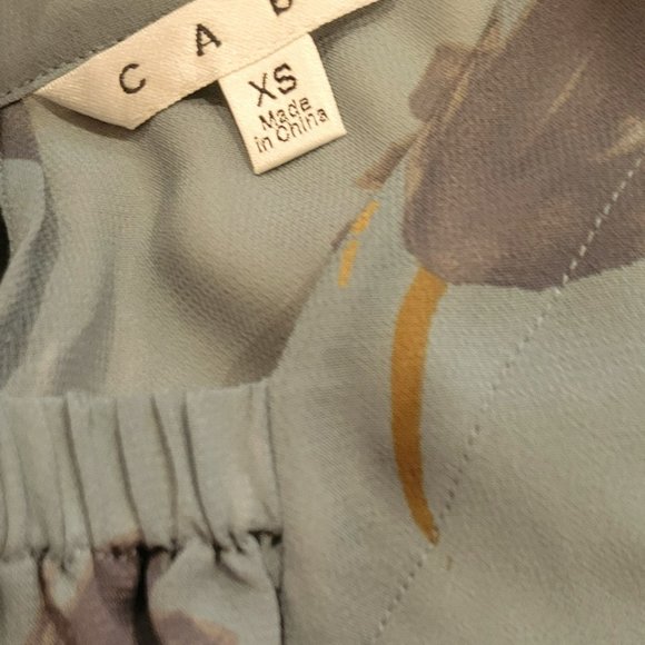 Size XS: Tulip Print Blouse Style 984 - Picture 4 of 4